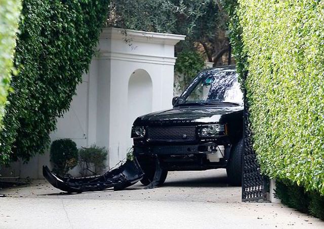 David Beckham lái Range Rover gây tai nạn ảnh 2