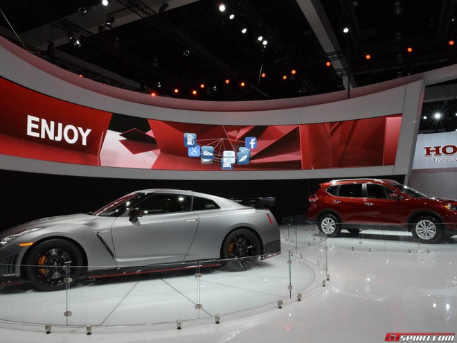 Xế sang Nissan GT-R Nismo xuất hiện bất ngờ ở Los Angeles Auto Show ảnh 3