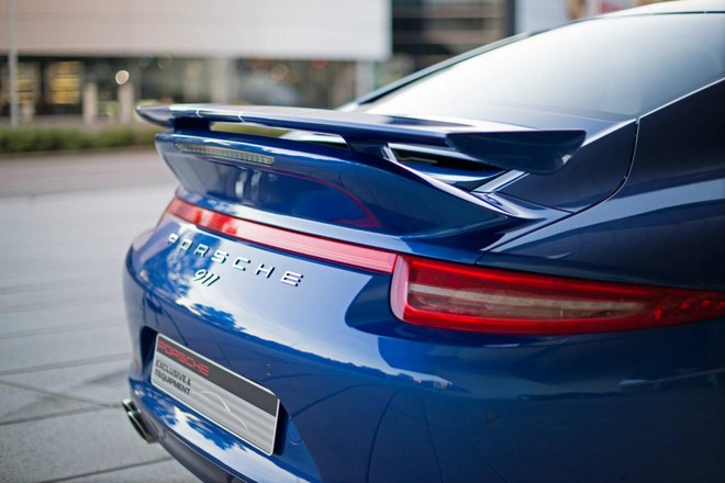 Mãn nhãn với Porsche 911 phiên bản Facebook ảnh 7