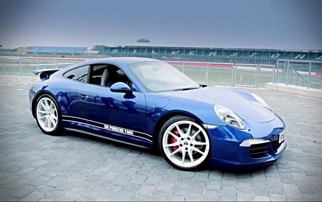 Mãn nhãn với Porsche 911 phiên bản Facebook ảnh 5
