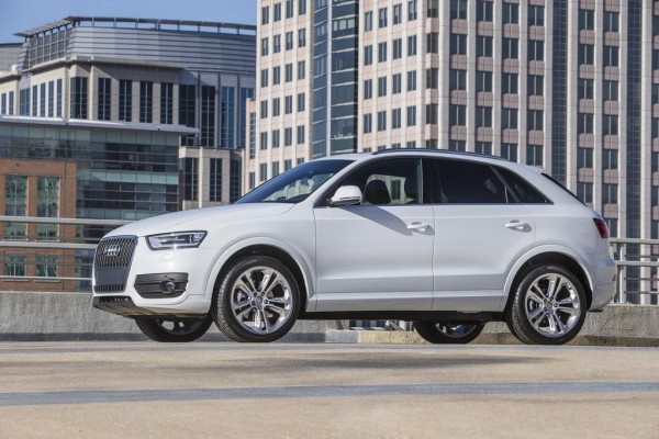 Audi Q3 2015: Nhỏ gọn và sang trọng ảnh 1