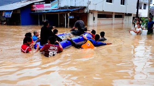 Indonesia: Lũ lớn làm 13 chết, 40.000 người phải rời bỏ nhà cửa ảnh 3