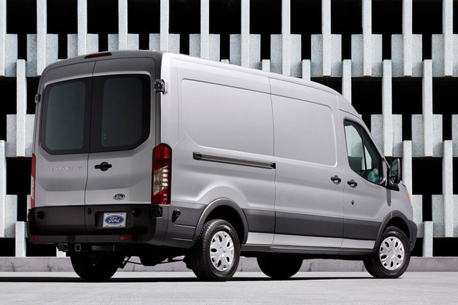 Ford Transit 2015: Động cơ khoẻ, sức chứa lớn, siêu tiết kiệm xăng ảnh 3