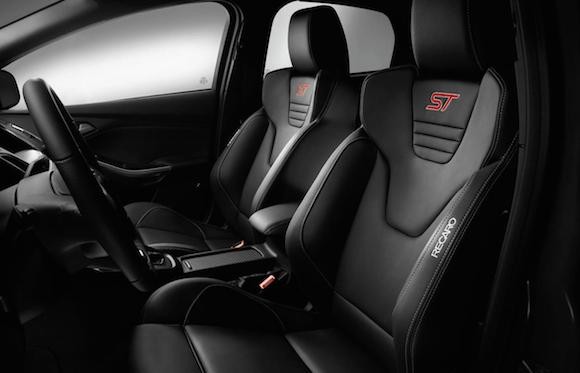 Ford Focus ST mới được nâng cấp toàn diện ảnh 3