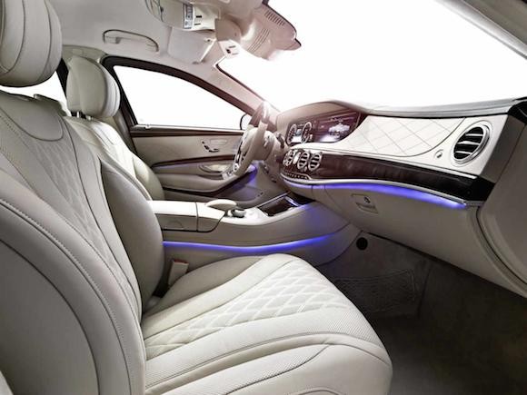 Mercedes-Benz trình làng "pháo đài di động" - S600 Guard ảnh 2