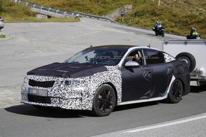 Rò rỉ hình ảnh và thông tin của Kia Optima thế hệ mới ảnh 1