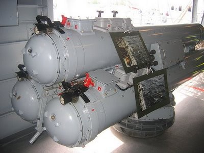 Khám phá "quái vật" 3 thân "Triton" của Anh ảnh 6