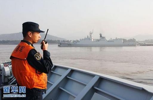 Trung Quốc "vác" tàu chiến ra Thái Bình Dương diễn tập ảnh 6