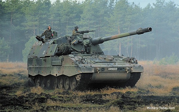 Sau Mỹ, Đức ồ ạt bán xe tăng, pháo tự hành sang Trung Đông ảnh 2