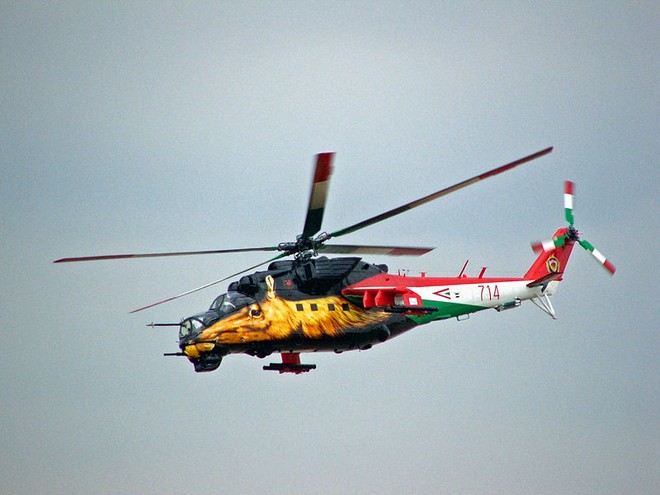 Mi-171 của Nga “hạ gục” UH-60 của Mỹ ngay trên "sân nhà" ảnh 1