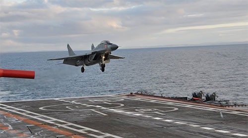 Nga chuẩn bị thay Su-33 bằng tiêm kích hạm MiG-29K ảnh 1