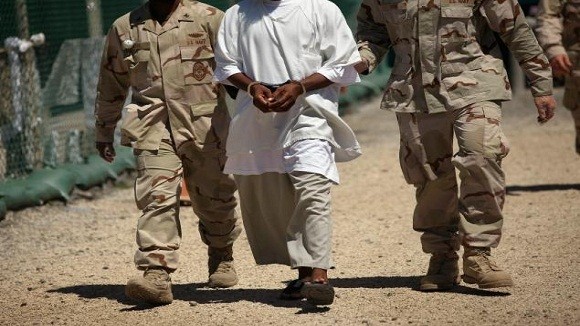 CIA biến tù nhân Guantanamo thành điệp viên hai mang ảnh 1