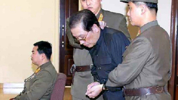 Tin "vịt" Jang Song-thaek bị chó đói ăn thịt phát tán từ 1 blog Trung Quốc ảnh 1