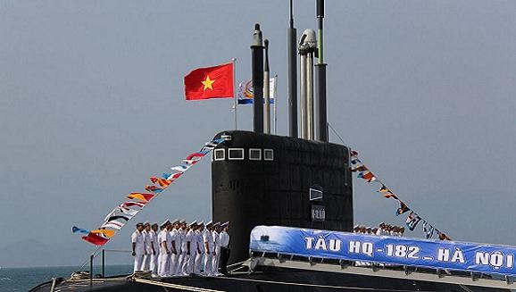 Tàu ngầm Kilo TP Hồ Chí Minh tới Kaliningrad chuẩn bị về nước ảnh 1