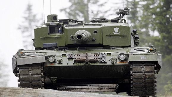 Na Uy triển khai tiểu đoàn xe tăng tới biên giới Latvia-Nga ảnh 1