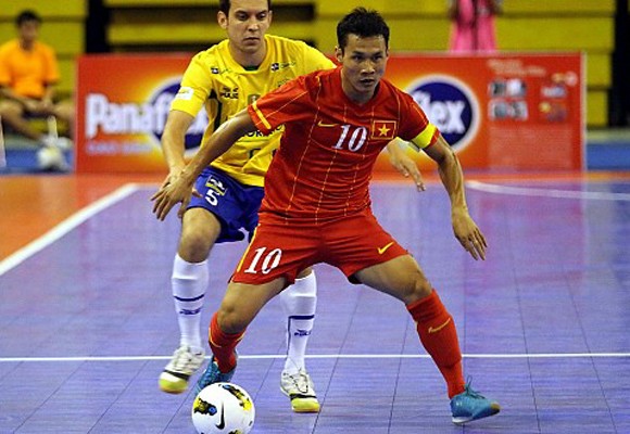 Tuyển Futsal VN gây sốc khi hạ ĐKVĐ thế giới Brazil ảnh 1