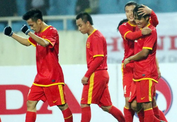 Tuyển VN tụt 7 bậc trên BXH tháng 6 của FIFA ảnh 1