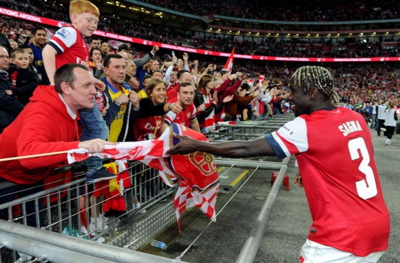 Hàng vạn CĐV Arsenal không có vé xem chung kết FA Cup ảnh 1