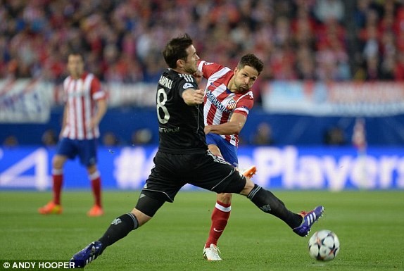 Cầm hòa A.Madrid, Chelsea phải trả giá đắt ảnh 1