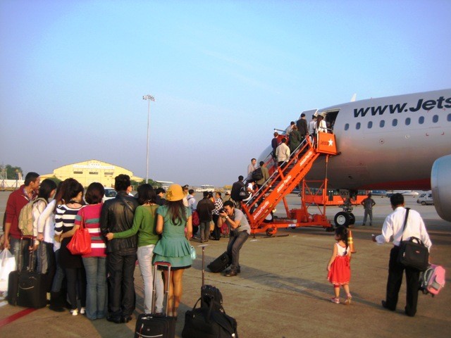 Bay cùng Jetstar Pacific giá rẻ chỉ 288.000 đồng/chặng ảnh 1