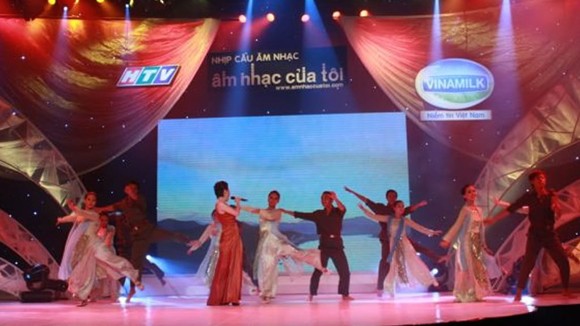 Tình ca đất nước ảnh 1
