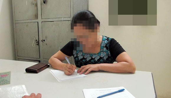 Mang bầu 8 tháng vẫn đi bán dâm ảnh 2