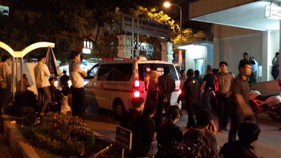 Tàu hỏa đâm taxi, 1 người chết, nhiều người nguy kịch ảnh 3