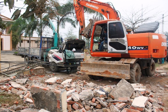 Nỗi đau trùng tang vụ xe cẩu kéo sập cổng chào nhà văn hóa ảnh 1