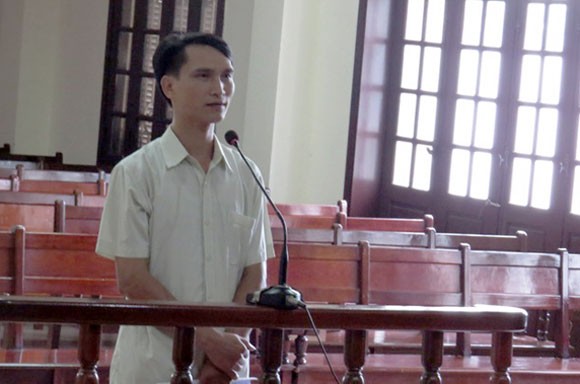 Phó chủ tịch xã lĩnh án tù vì ký ẩu giấy tờ ảnh 1