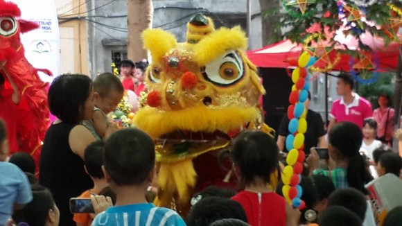 Các nghệ sĩ tình nguyện mang âm nhạc đến Bệnh viên Nhi ảnh 6