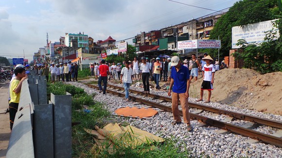 Hà Nội: Một người giúp việc bị tàu hỏa đâm tử vong ảnh 1