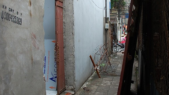 Những đòi hỏi vô lý ảnh 1