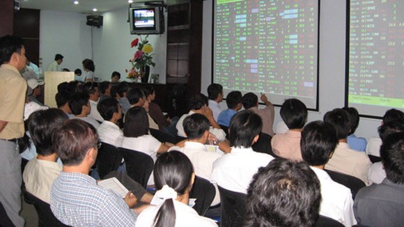 Bài 2: “Mánh” của các sàn giao dịch ảnh 1