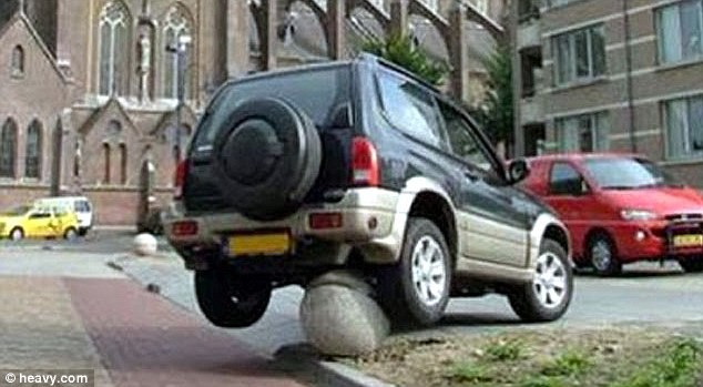 Những kiểu đỗ xe "độc" ảnh 5