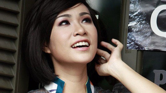 Uyên Linh tái ngộ khán giả Thủ đô ảnh 1