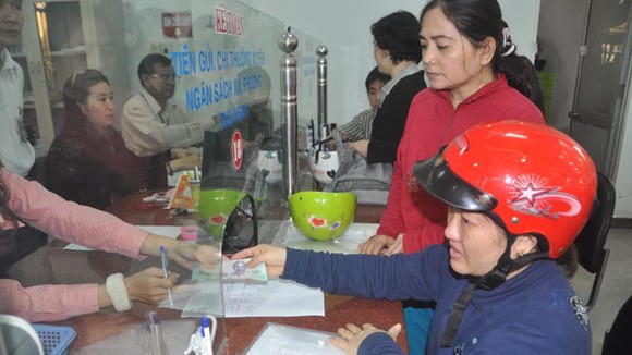 Miễn, giảm học phí cho con em tiểu thương cháy chợ ảnh 1