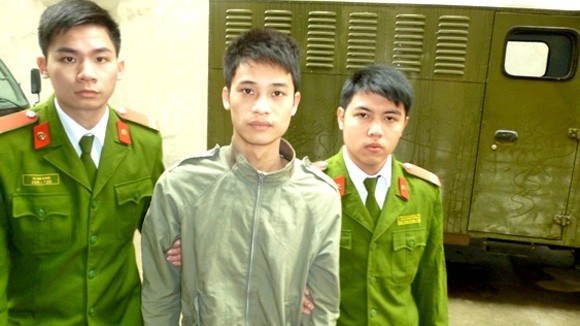 Tàn đời vì một phút vô tri ảnh 2
