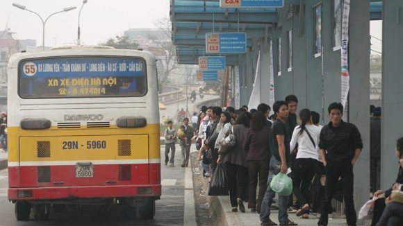Hà Nội phải quy hoạch lại mạng lưới xe buýt ảnh 1