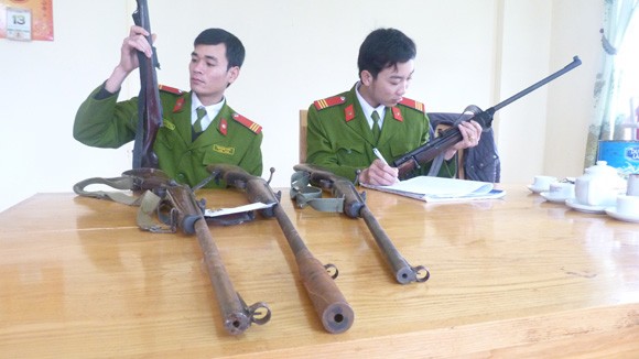 Quyết liệt kiểm tra, thu hồi vũ khí ảnh 1