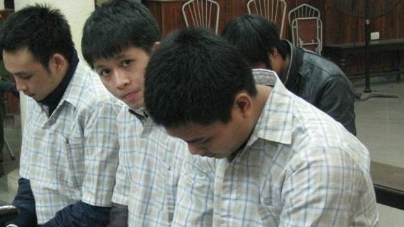 Kẻ giết người dã man thoát án tử hình ảnh 1