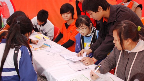 Trông chờ thông tin học phí ảnh 1
