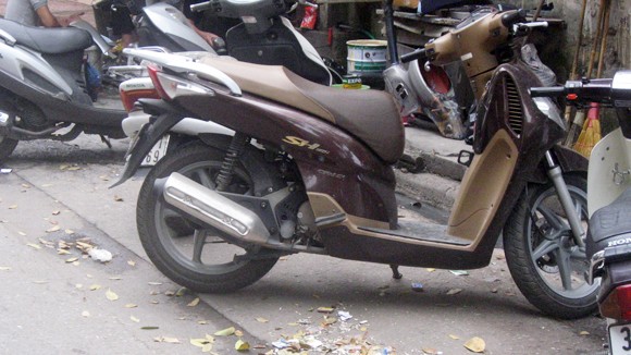 Xe máy “xịn” - dễ bị trộm “thịt” ảnh 1