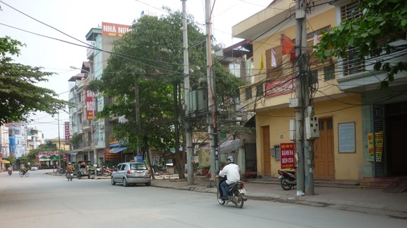 Đã kéo lại dây cáp vắt ngang đường ảnh 1