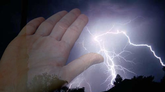 Sự kỳ bí của bàn tay người chết vì sét đánh ảnh 1