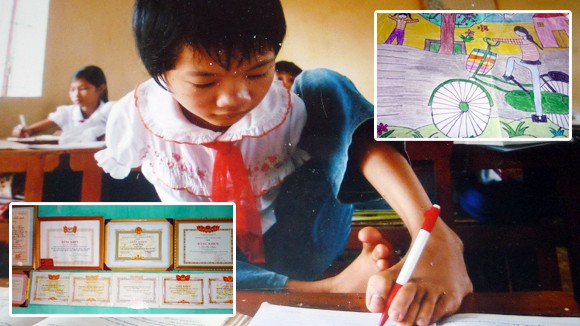 Em bé viết chữ bằng chân và ước mơ làm cô giáo ảnh 1