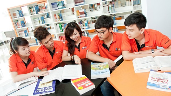 Choáng ngợp với học bổng ngoài công lập ảnh 1