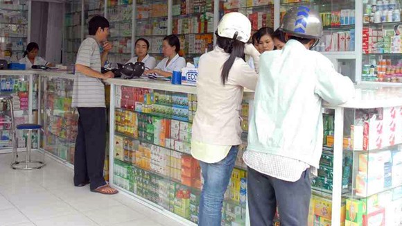 80% người bệnh “sính” mua thuốc ngoại ảnh 1