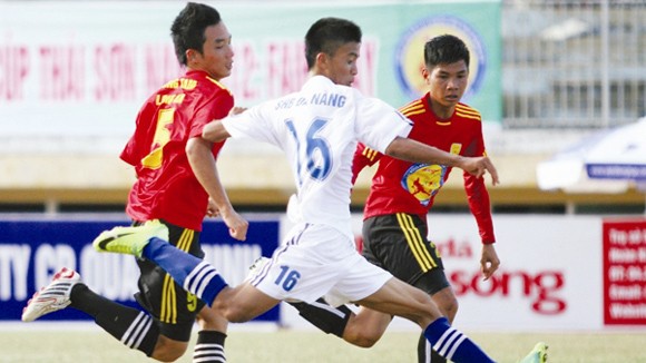 Nạn ma túy trong bóng đá Việt Nam: Chẩn bệnh rồi… bó tay ảnh 1
