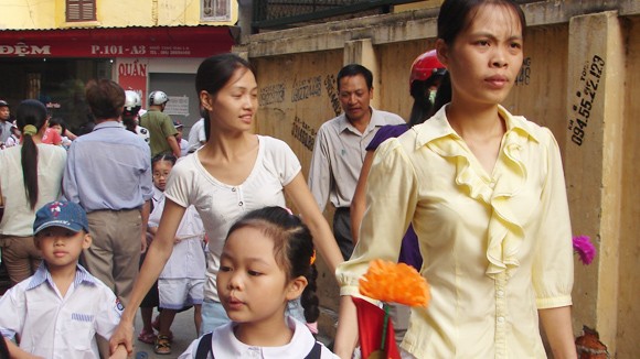 Tiền trường “xé” nhỏ vẫn to ảnh 1