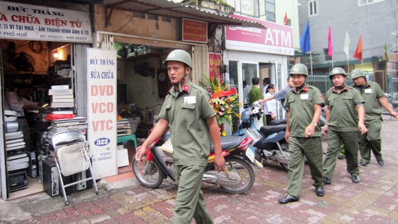 Những “hiệp sĩ” giữ bình yên đường phố ảnh 1